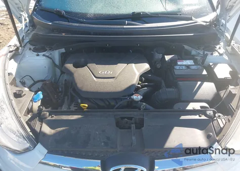 2015 Hyundai Veloster z USA, uszkodzony, nr VIN KMHTC6AD5FU233846